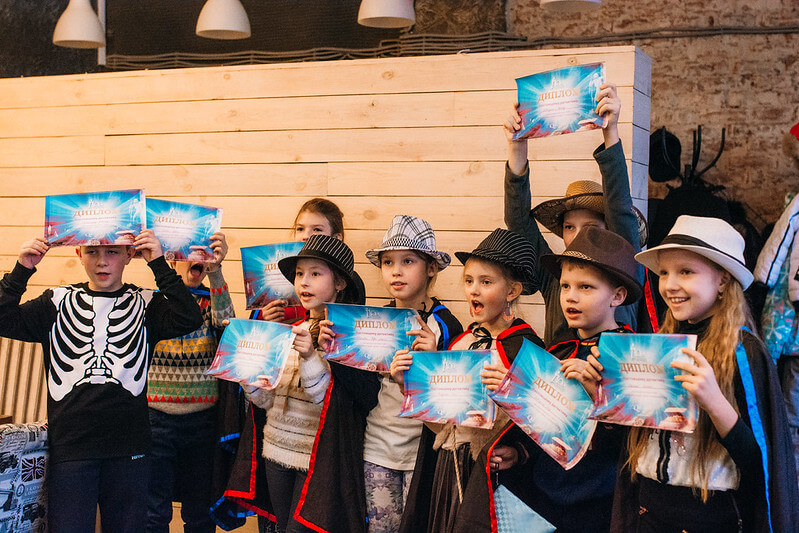 Как отметить Новый год классом — идеи для младших школьников в Ярославле